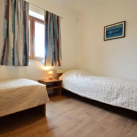 Apartament Kika-1 By Interhome